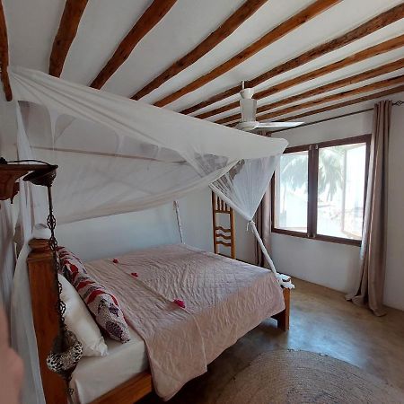 Moyo Top Floor Apartment Pwani Mchangani Dış mekan fotoğraf